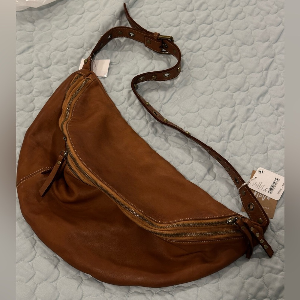 NWT Free People Bolsa Nova Bella Sling bag